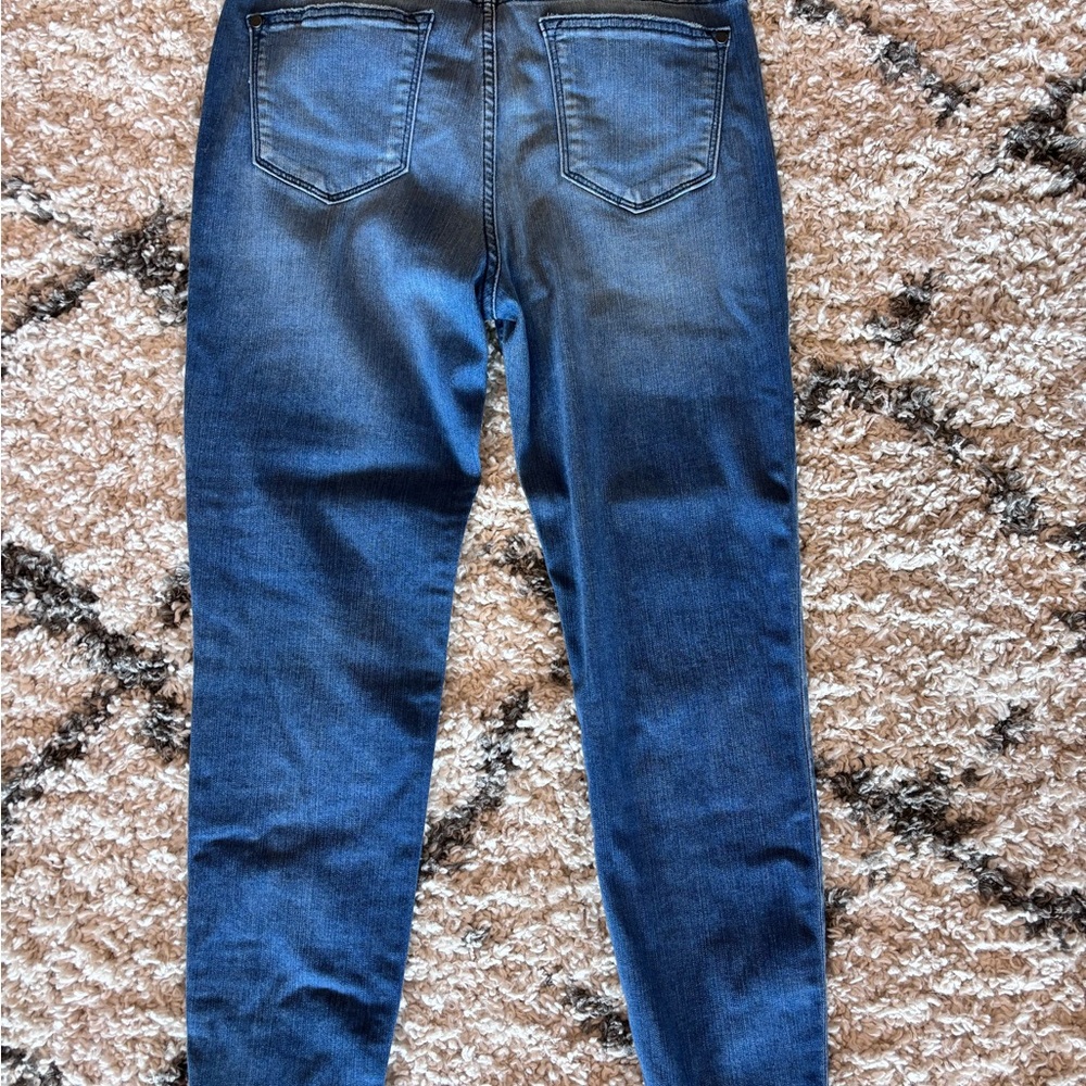 Judy Blue Skinny Blue Jeans with Authentic Fading
